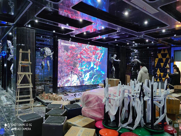 广丰室内P2.5全彩显示屏