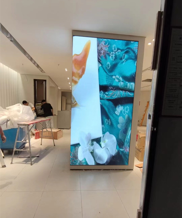 广丰商场门店转角LED显示屏